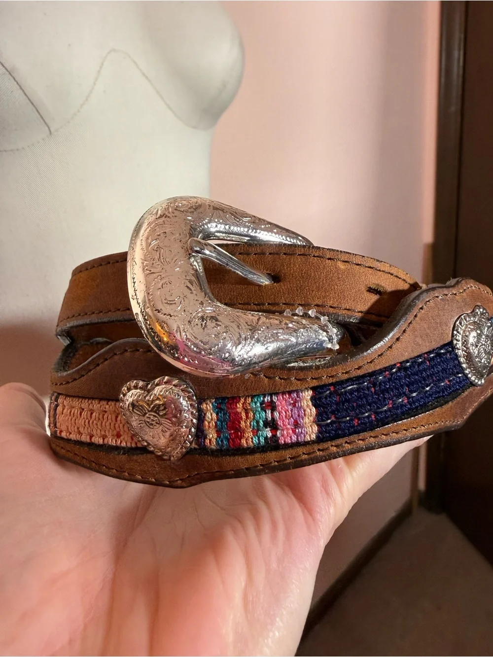 Vintage southwestern leather silver Heart Concho Skinny rodeo princess Belt 32 - Picture 3 of 17
